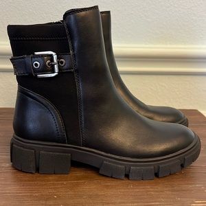 NWT Blondo Waterproof Boots